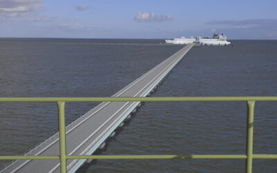 Mitsui O.S.K. Lines und LNG Terminal Wilhelmshaven unterzeichnen Vertrag zum Bau und Charter eines LNG-Terminalschiffs