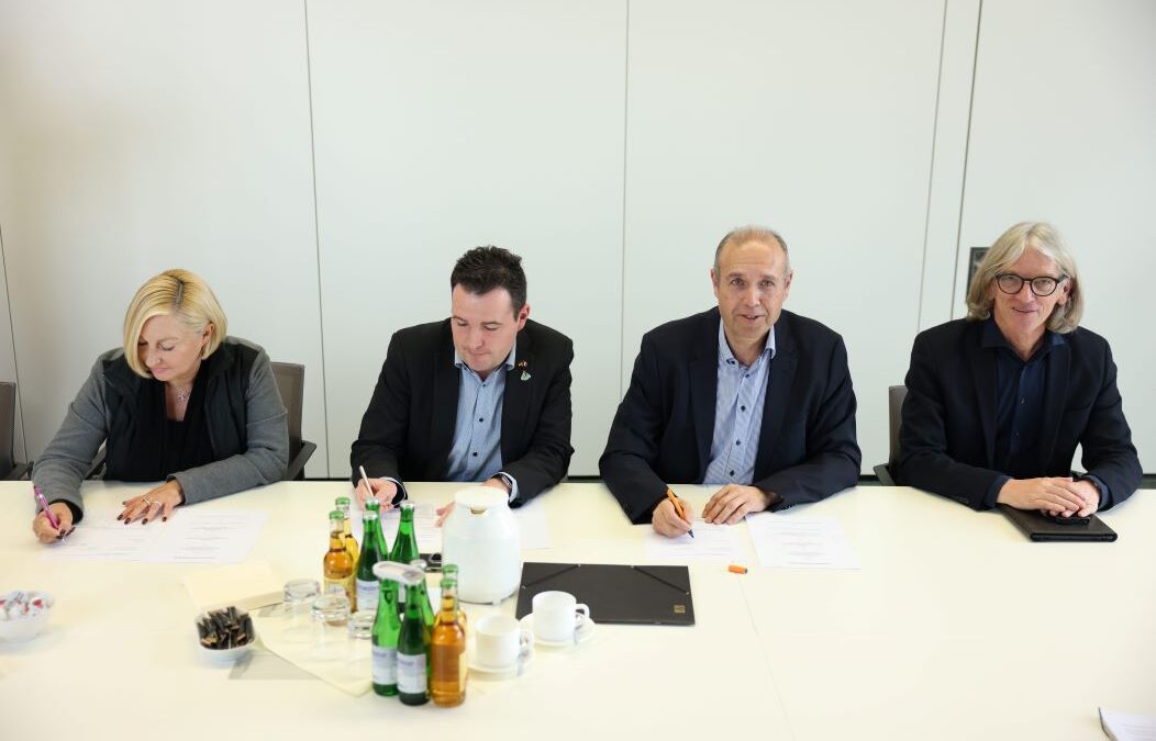 Gemeinde Rehlingen-Siersburg unterzeichnet Kooperationsvertrag mit der energis GmbH