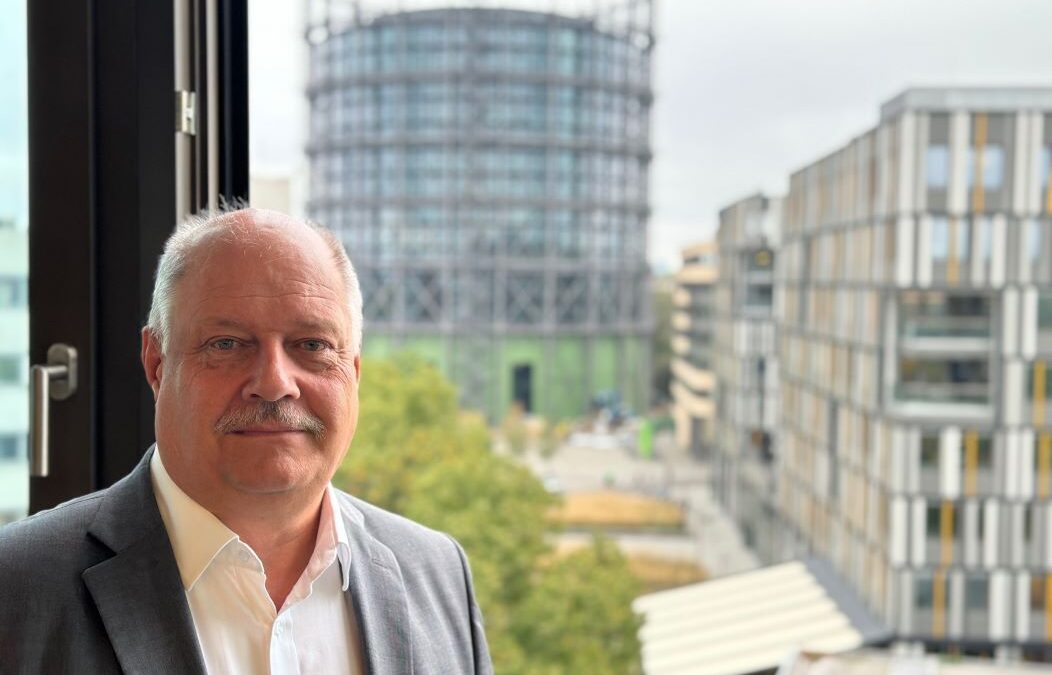 NBB-Geschäftsführer Frank Behrend verlässt nach über vier Jahrzehnten die GASAG-Gruppe